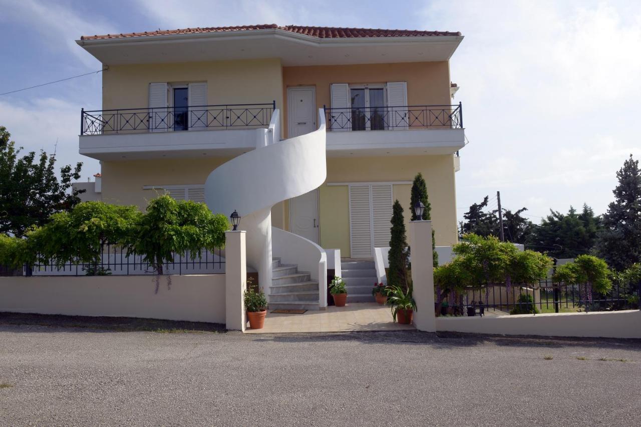Simos' Sea View House Villa Nikopolis Bagian luar foto