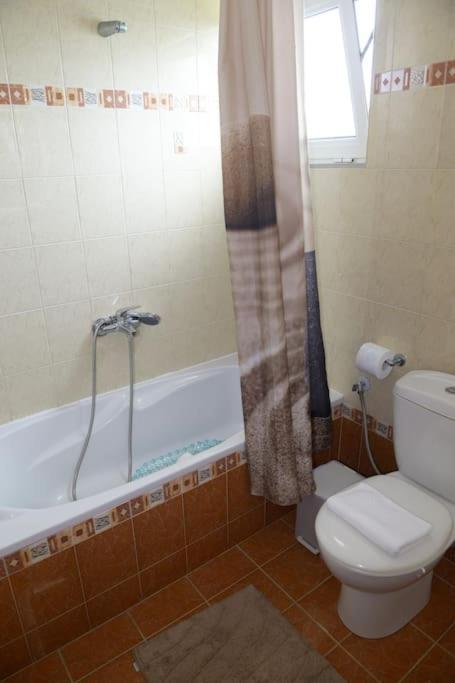 Simos' Sea View House Villa Nikopolis Bagian luar foto